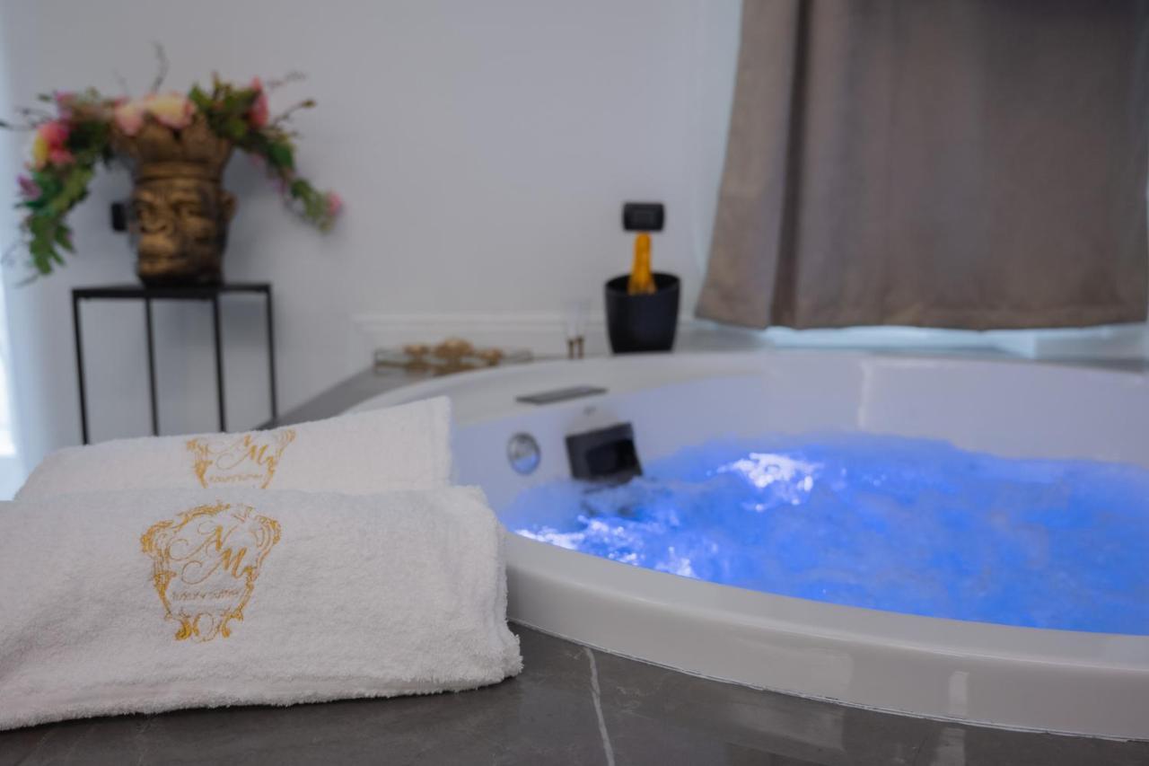 Nm Luxury Suites Pompei Bagian luar foto