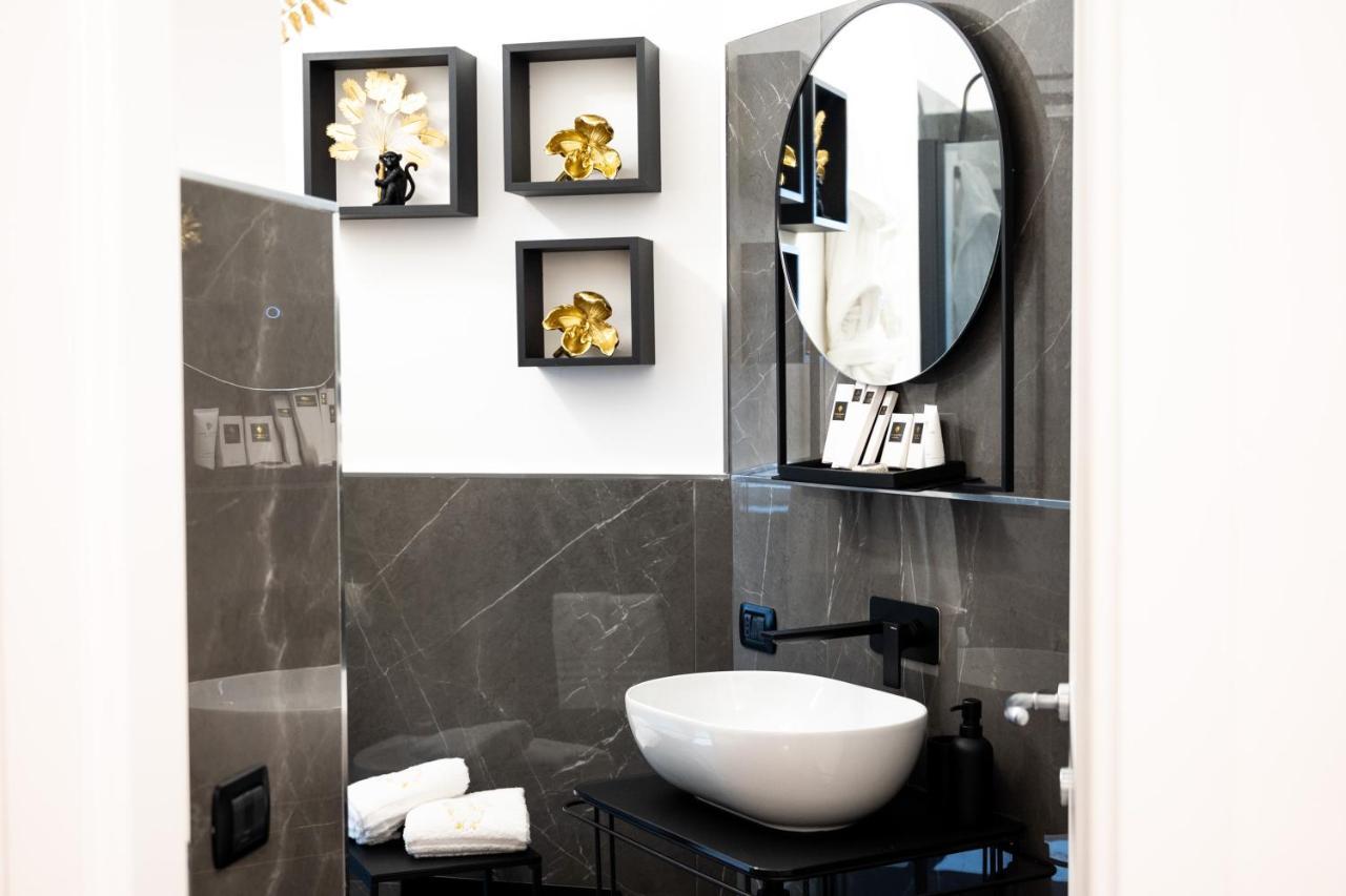 Nm Luxury Suites Pompei Bagian luar foto