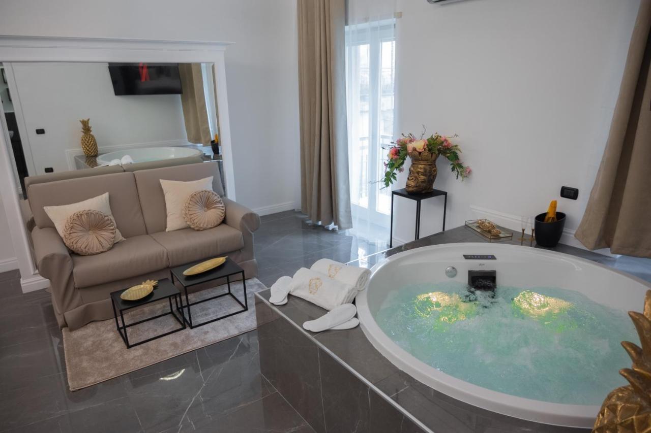 Nm Luxury Suites Pompei Bagian luar foto