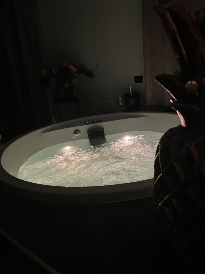 Nm Luxury Suites Pompei Bagian luar foto