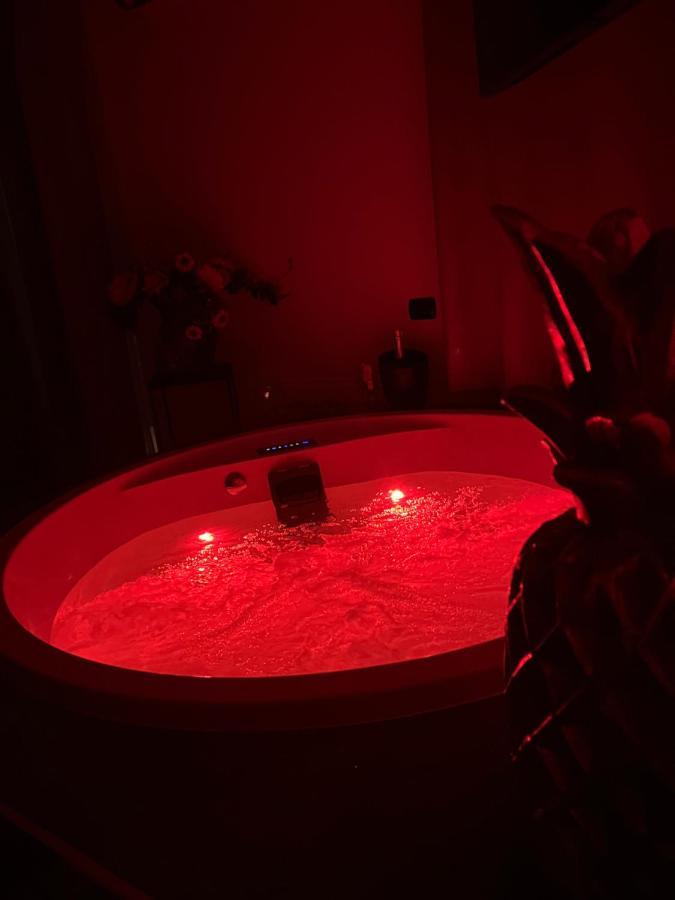 Nm Luxury Suites Pompei Bagian luar foto