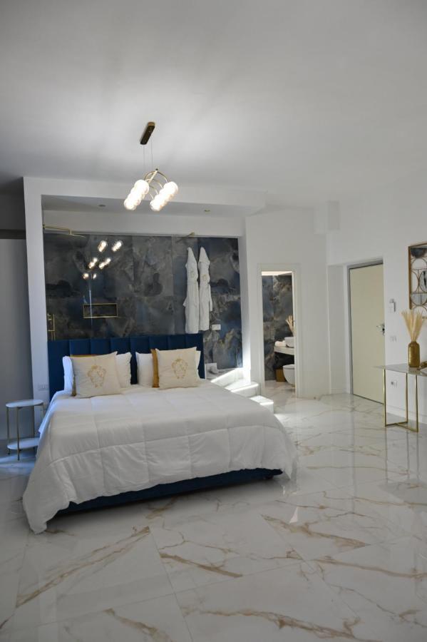 Nm Luxury Suites Pompei Bagian luar foto