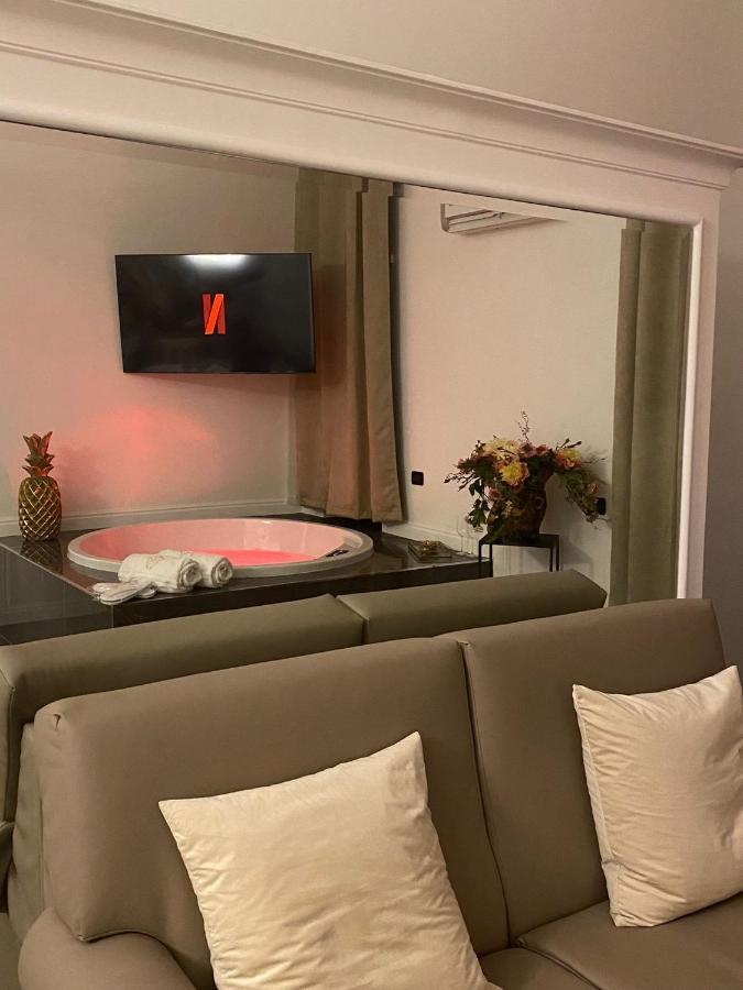Nm Luxury Suites Pompei Bagian luar foto